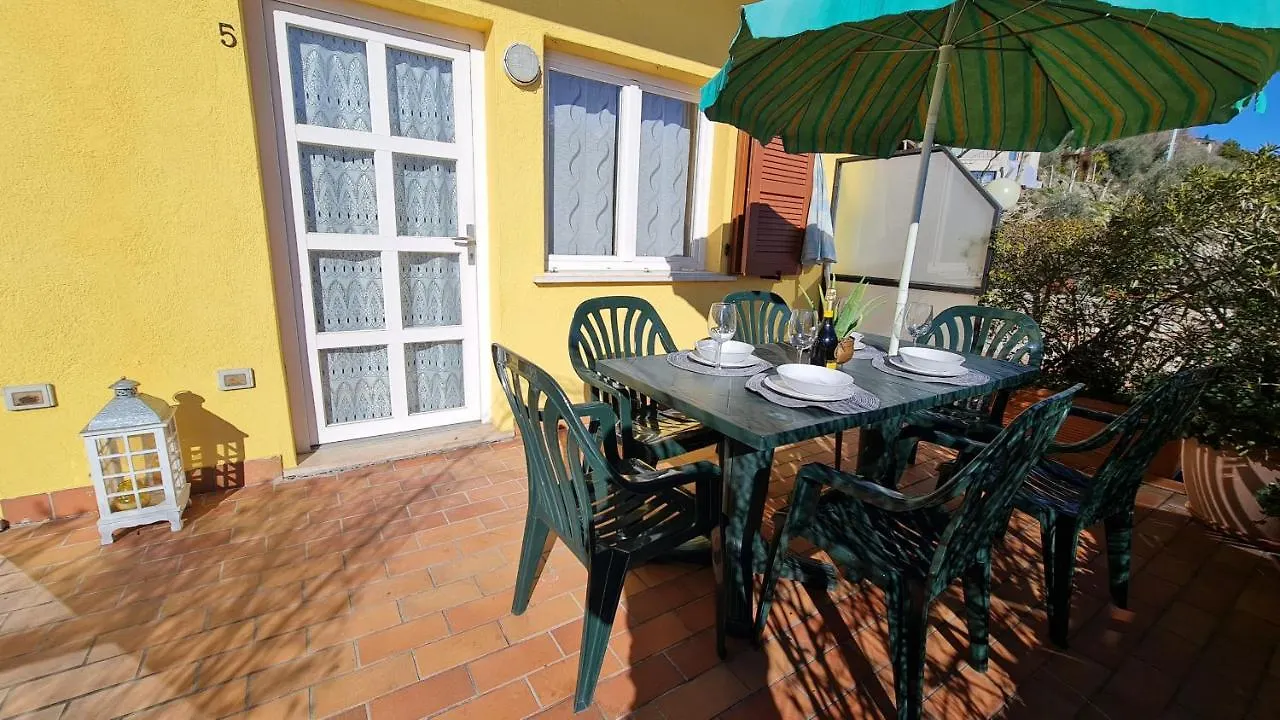 Casa Elka Residence Lake View And Pool By Garda Domus Mea Pieve  İtalya