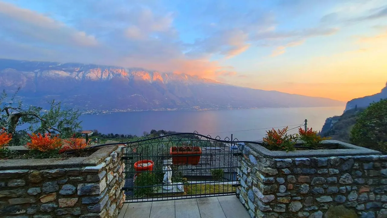 Daire Casa Elka Residence Lake View And Pool By Garda Domus Mea Pieve  İtalya
