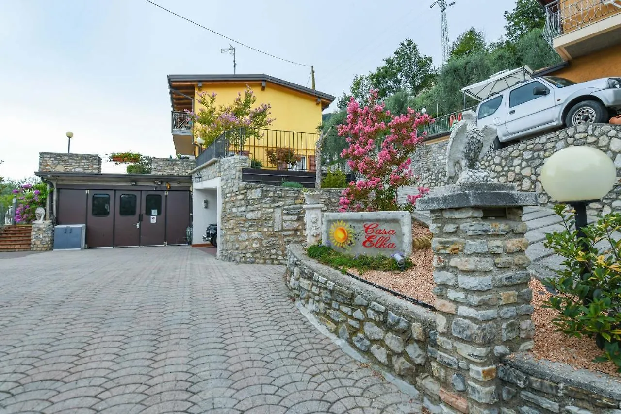 Casa Elka Residence Lake View And Pool By Garda Domus Mea Pieve  Apartment