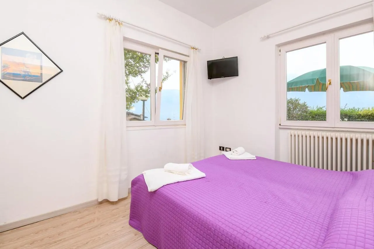 Casa Elka Residence Lake View And Pool By Garda Domus Mea Pieve  0*, Pieve (Lombardy) Italien