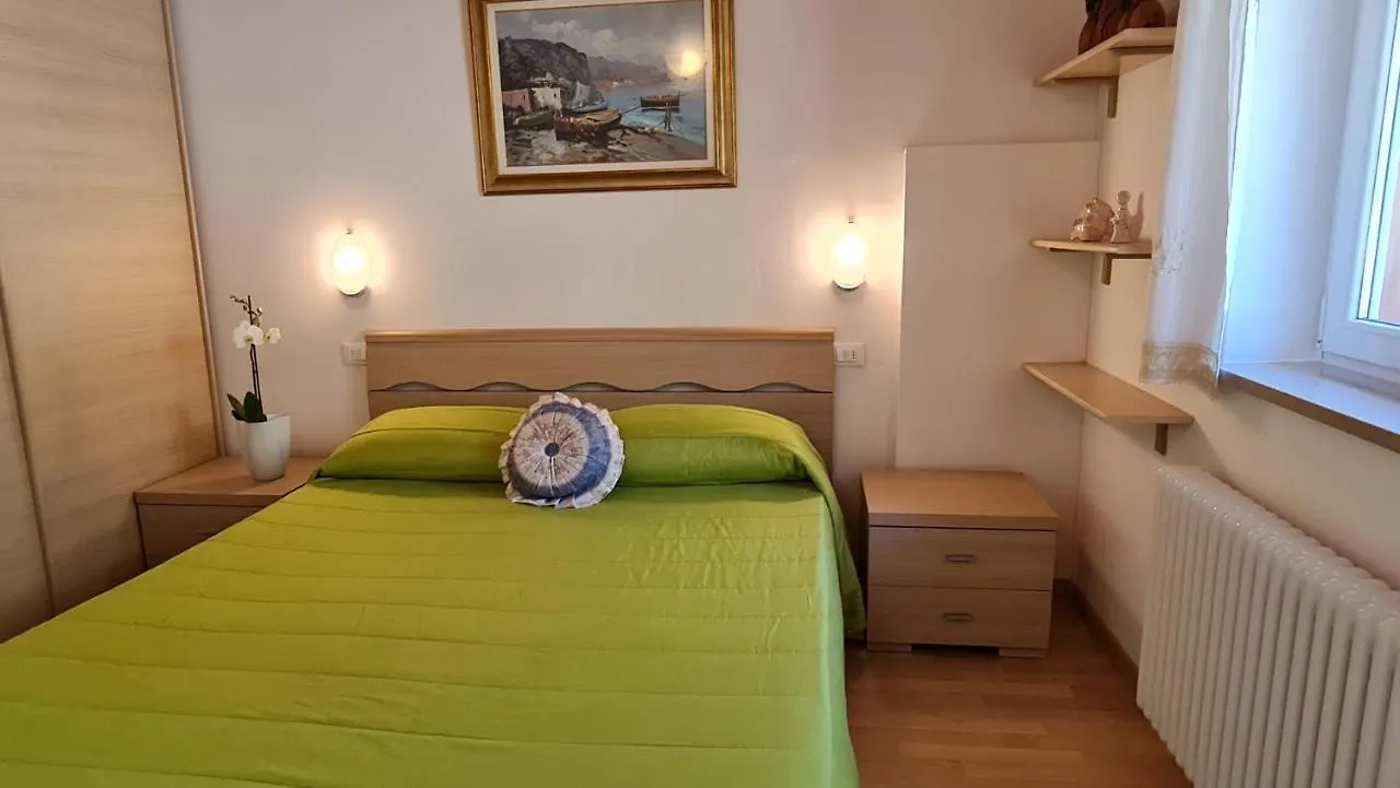 Casa Elka Residence Lake View And Pool By Garda Domus Mea Pieve  0*, Pieve (Lombardy) Italy