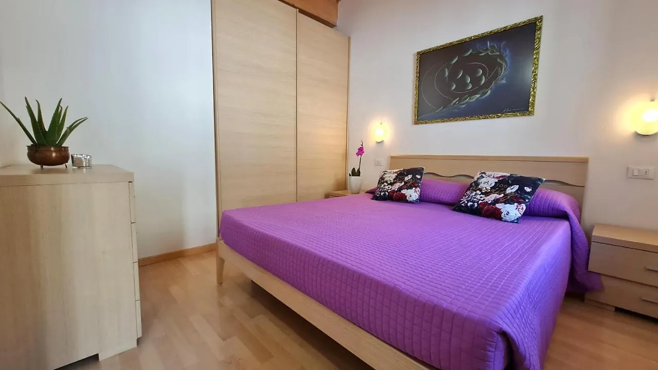 Casa Elka Residence Lake View And Pool By Garda Domus Mea Pieve  Apartment