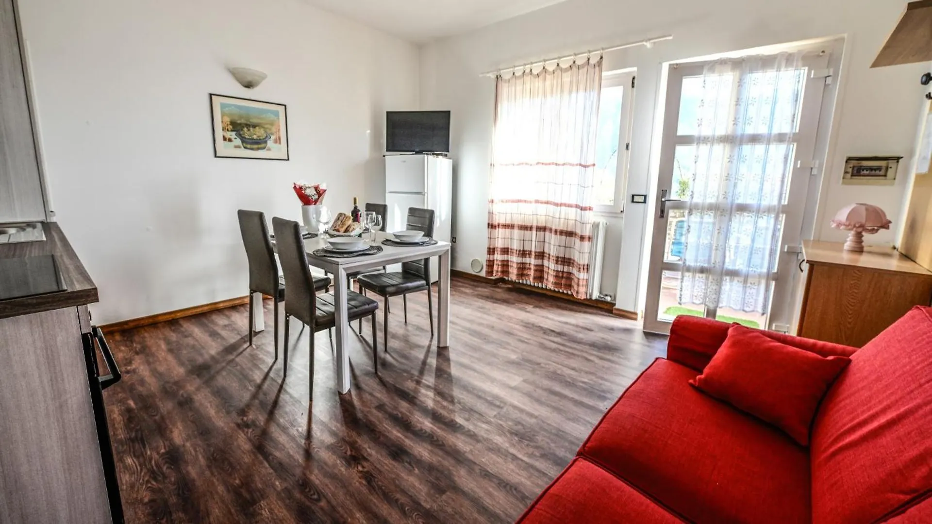 Casa Elka Residence Lake View And Pool By Garda Domus Mea Pieve  Apartment